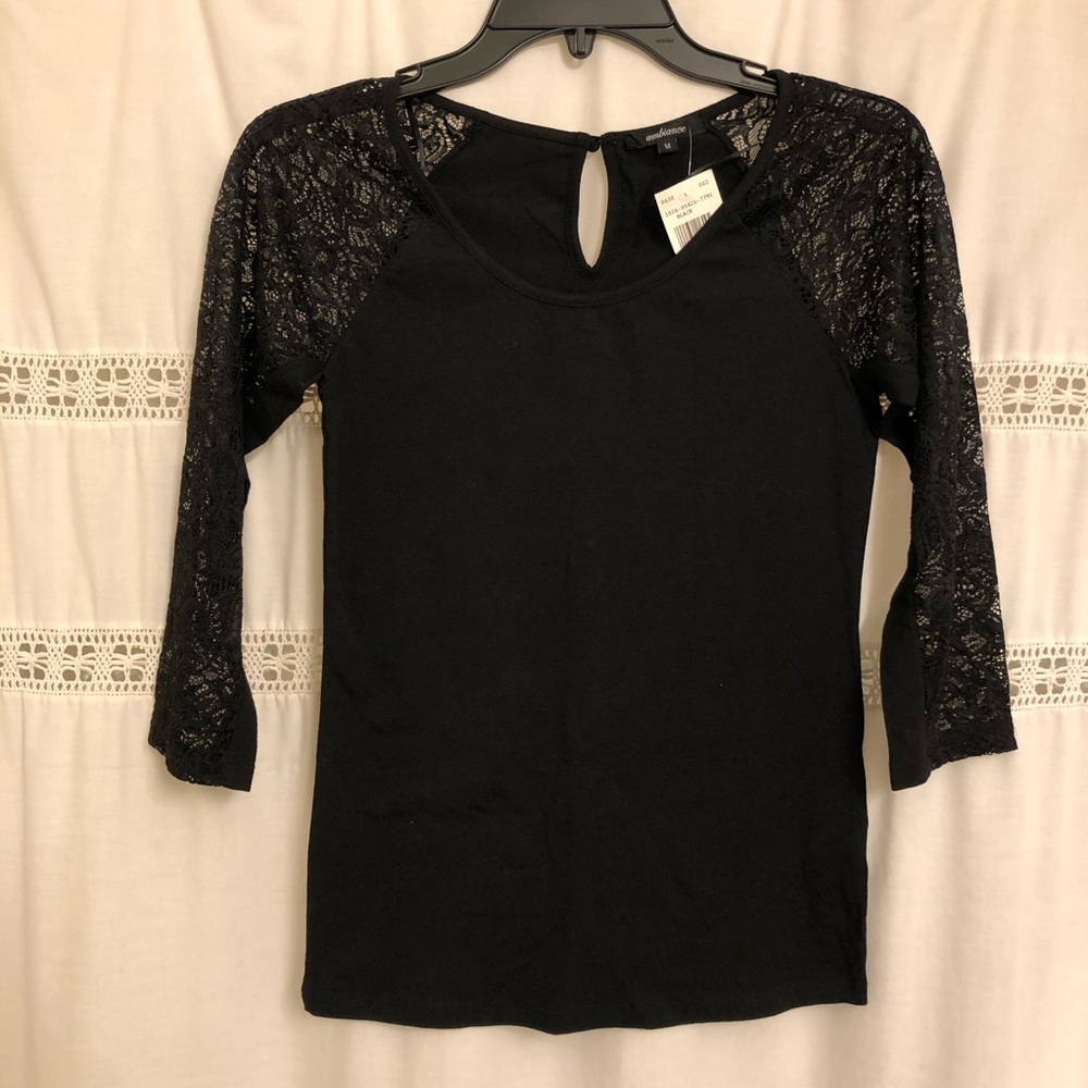 Women blouse Top Size SMALL